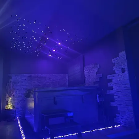 ベッド・アンド・ブレックファスト Homesuiteandspa Flers-en-Escribeus